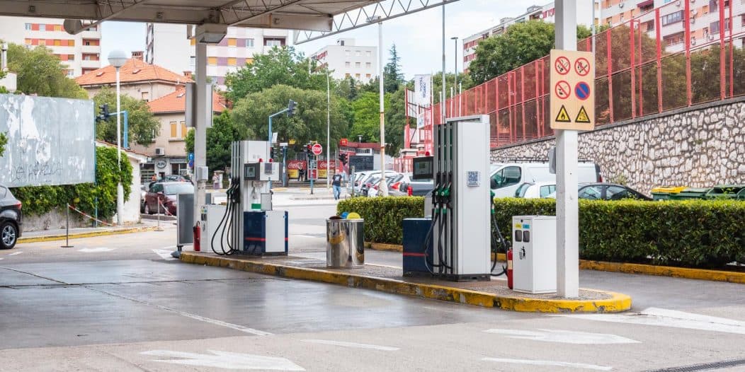 Brutalnu udar na hrvatsku obitelj: Goriva skoču 23 centa!