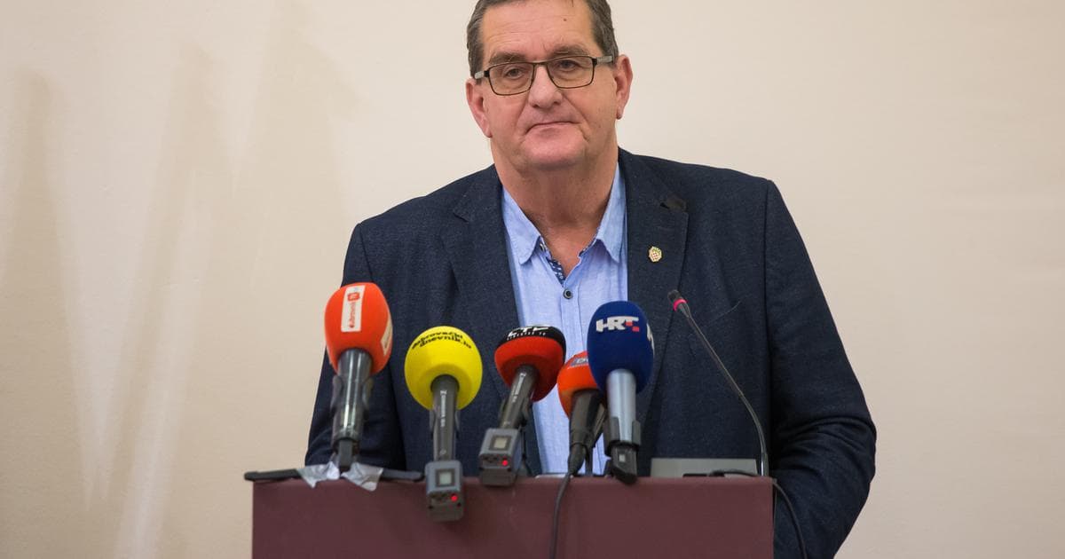 Bivši gradonačelnik napao rukometaše zbog Thompsona