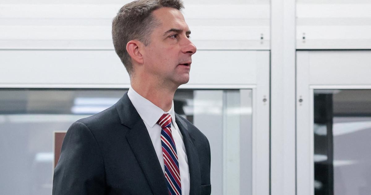 Trump objavio Cottonov broj: 'Zovite ga, on koči zakon o suncu!'